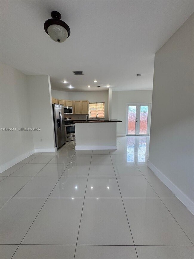 Photo - 5988 SW 8th St