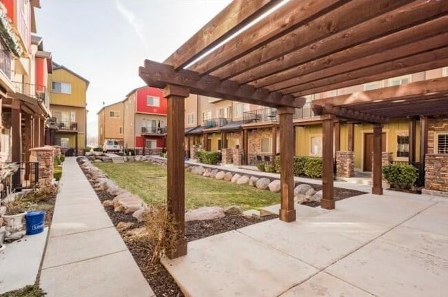 Photo - 3744 Prairiewood Drive