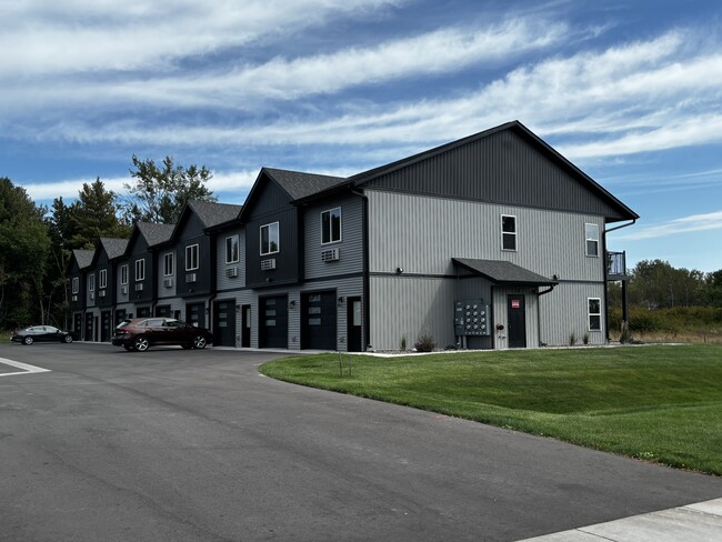 Exterior West - 520 1st Avenue Apartments