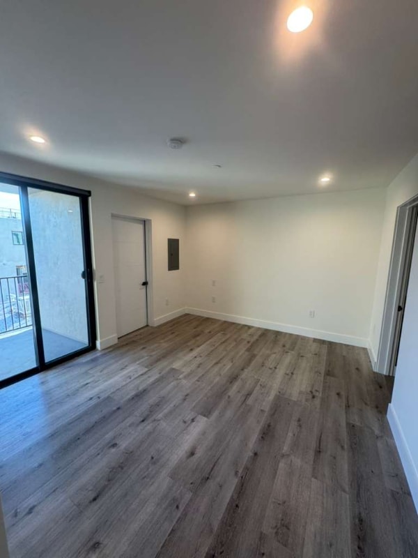 Photo - 5923 Laurel Canyon Blvd Unit 401