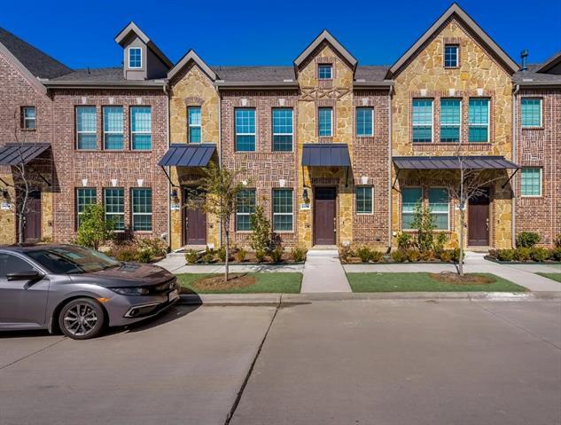 Building Photo - 2405 Siskiyou St