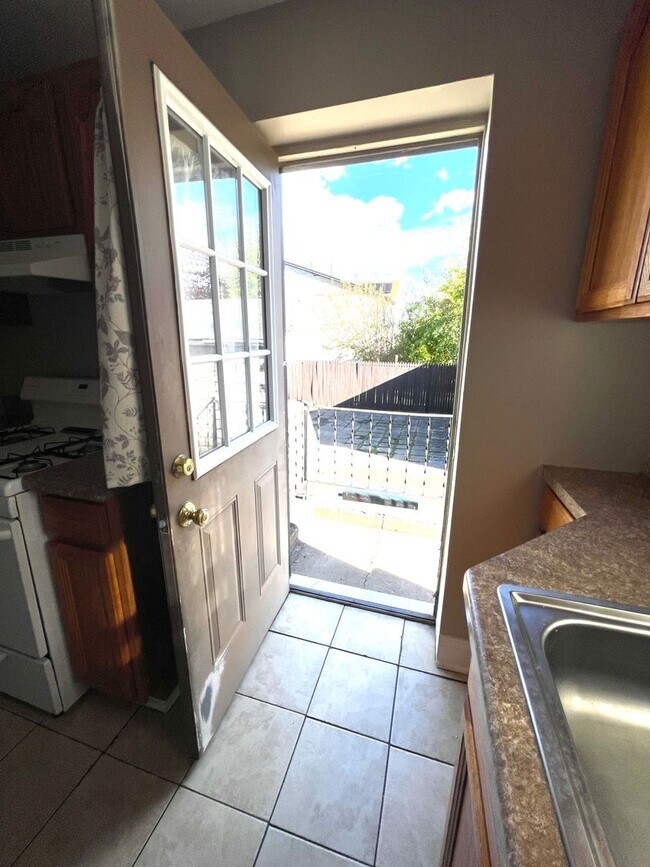 Photo - 1721 Middle St Unit Floor 1