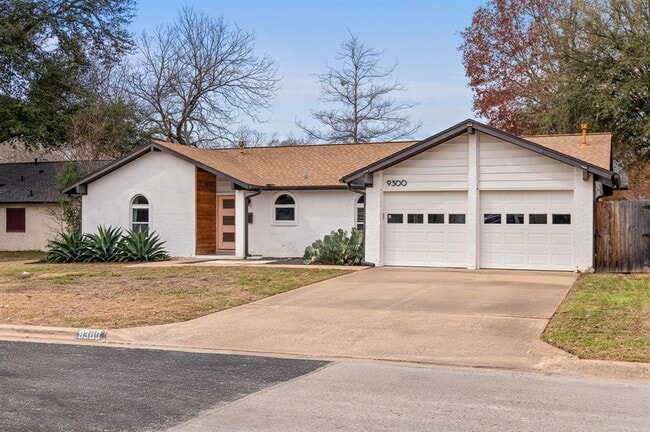 Photo - 9300 Meadow Vale