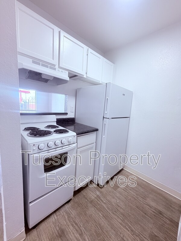Photo - 219 W Fort Lowell Rd Unit 102