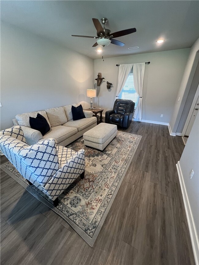 Photo - 307 N Wyandotte St