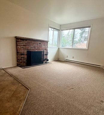 Photo - North Queen Anne Two Bedroom with Free Parking! $2050