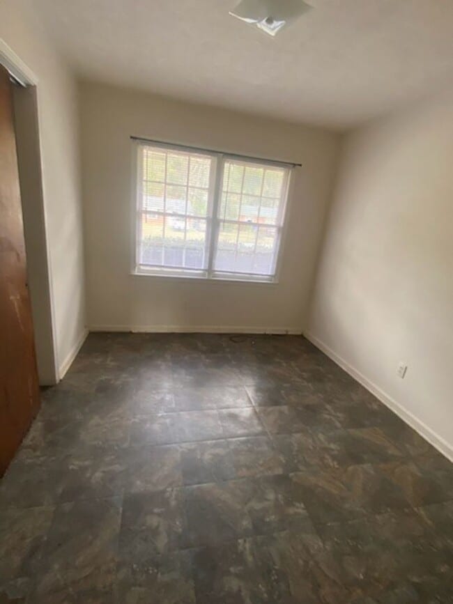 Photo - 2921 Doyle Ave