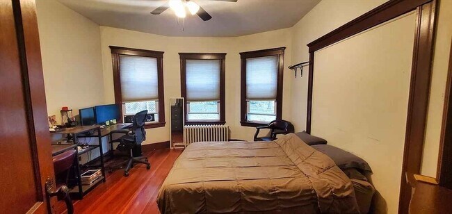 Photo - 20 Glade Ave Unit #3