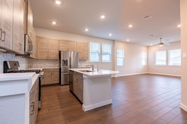 Photo - Beautiful 4 Bedroom, 2.5 Bathroom home in Manor!!!