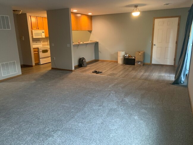 Photo - 2946 Kentville Dr Unit 2950