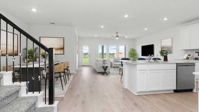 Photo - 4334 Camden Lakes St