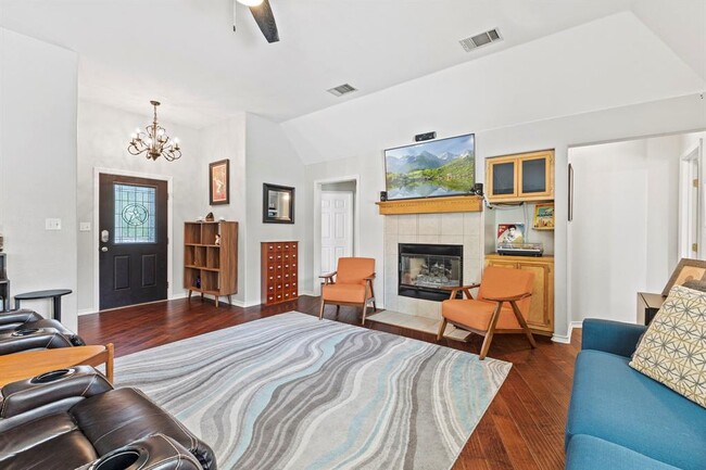 Photo - 1109 Perkins St