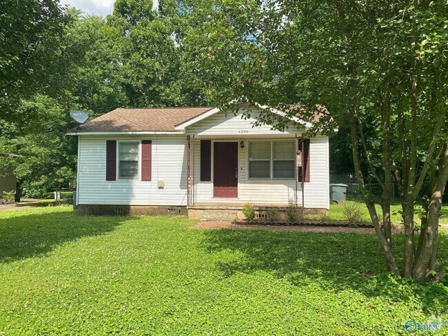 Building Photo - 4206 Irondale Dr NW Rental