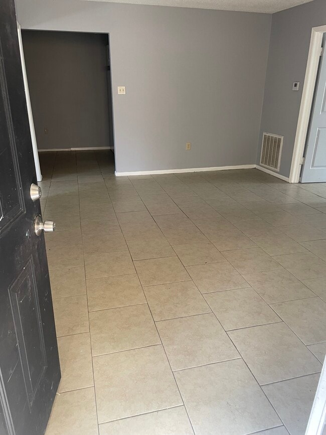 Photo - 1119 Shilo Ave Unit A