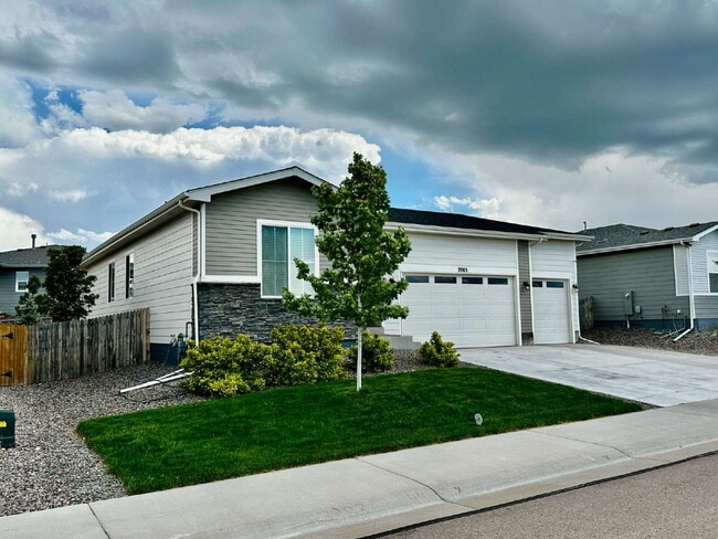 Photo - "Charming 4-Bedroom Castle Rock Home with Spacious Living!"