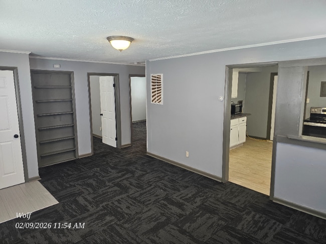 Photo - 2102 W Forest Dr