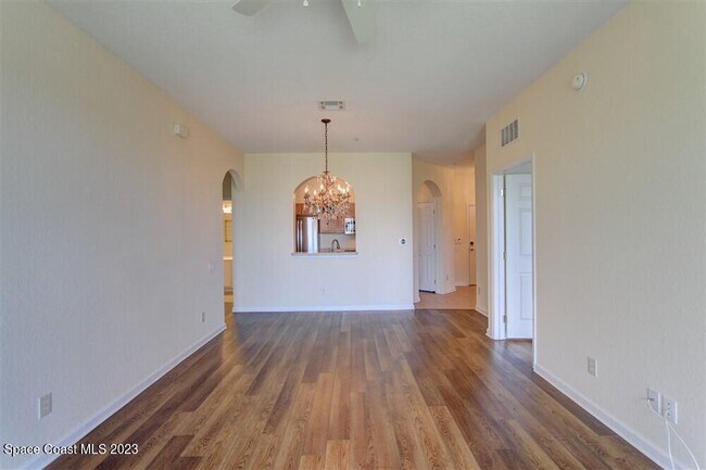 1626 Peregrine Cir Unit 302