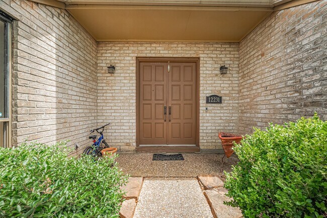 Photo - 12231 Carriage Hill Dr