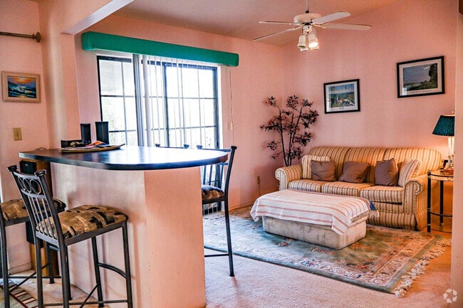 Building Photo - 108 E Campeche St Rental