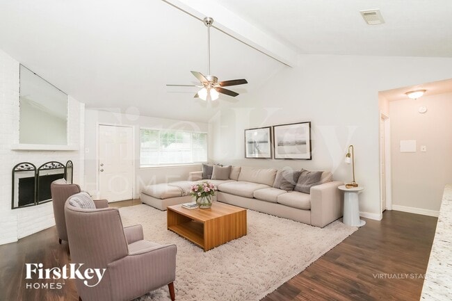Photo - 2411 Shady Brook Dr