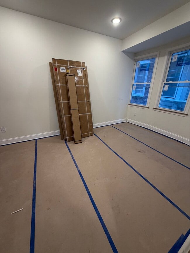 Photo - 4417 N 9th St Unit Front