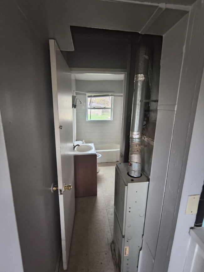 Photo - 1331-1333 Thurston St Unidad 1339