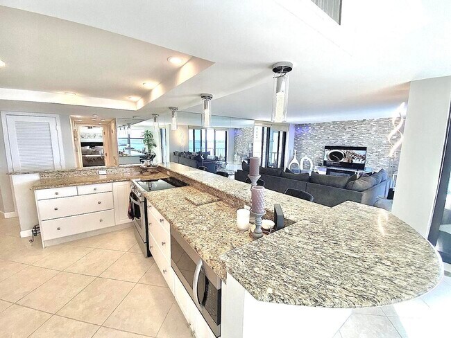 5420 N Ocean Dr Unit 906