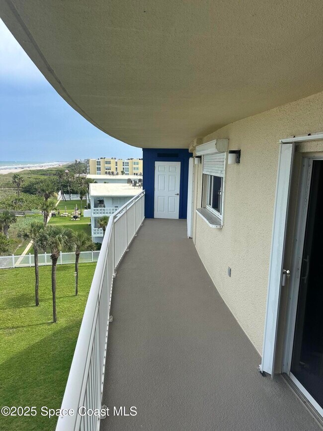 4850 Ocean Beach Blvd Unidad 505