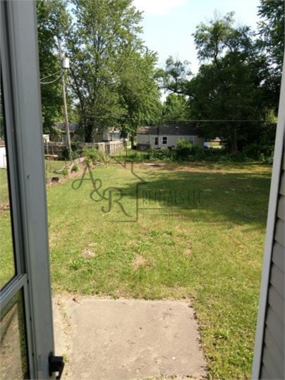 Photo - 413 Fieldcrest Dr
