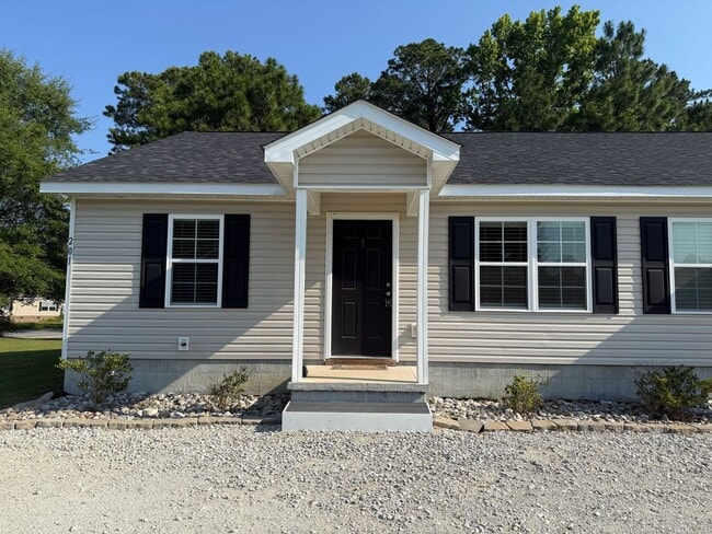 Building Photo - 2 bedroom 2 bath