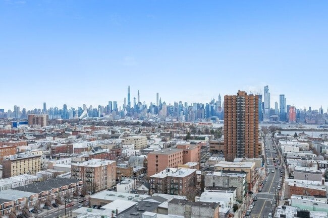 Photo - 809-815 22nd St Unit 1307