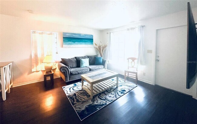 Photo - 4716 W Wisconsin Ave