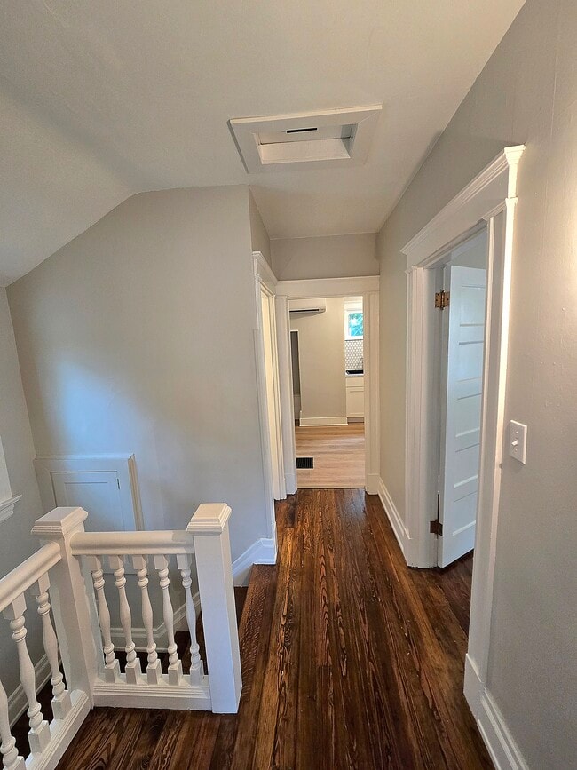 Photo - 2032 Elm Ave Unidad 2