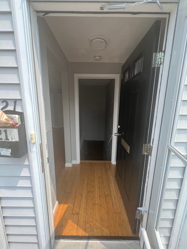 Photo - 21 Blakeville St Apartments