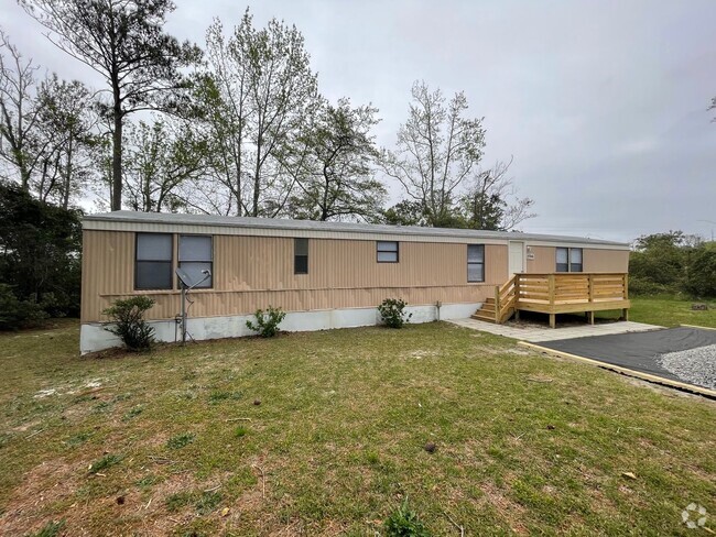 Building Photo - Charming 2-Bedroom, 2-Bath Mobile Home in ...