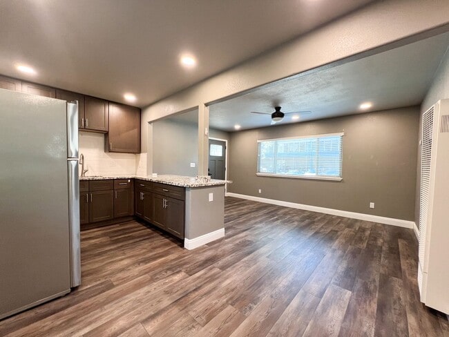 Photo - Remodeled 1 Bed, 1 Bath Apt Near McKinley Park Unit 1