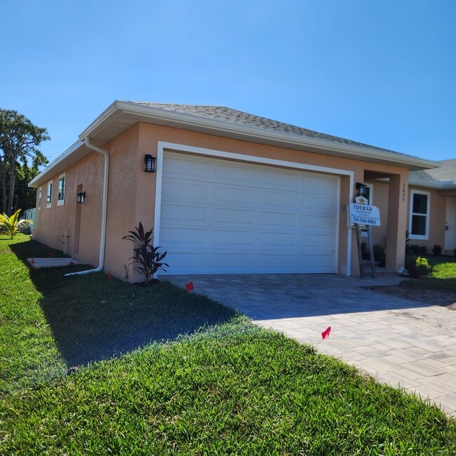 Photo - 5635 Genesee Pky Unit 5635