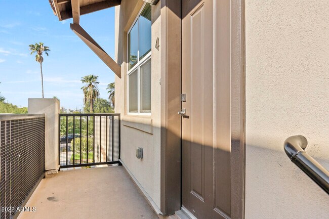 Photo - 2245 N Dayton St Unit 4