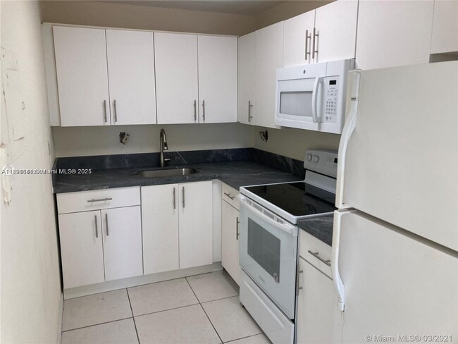 Photo - 17530 NW 68th Ave Unit C2011