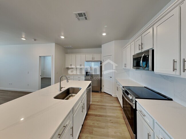 Photo - 12246 Thunder Creek Pky