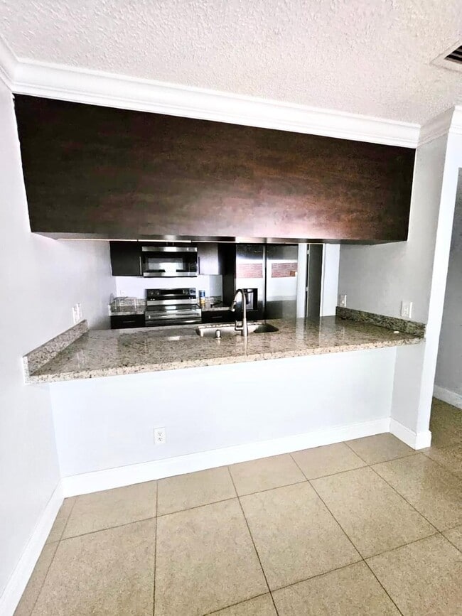 Photo - 5820 Albert Rd