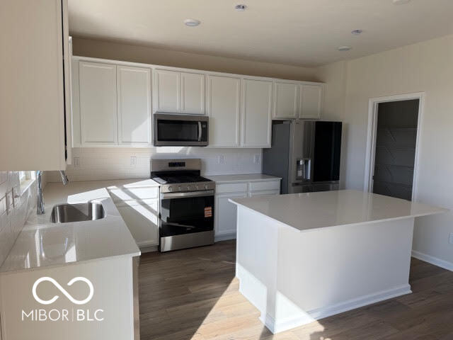 Photo - 3884 Sterling Dr