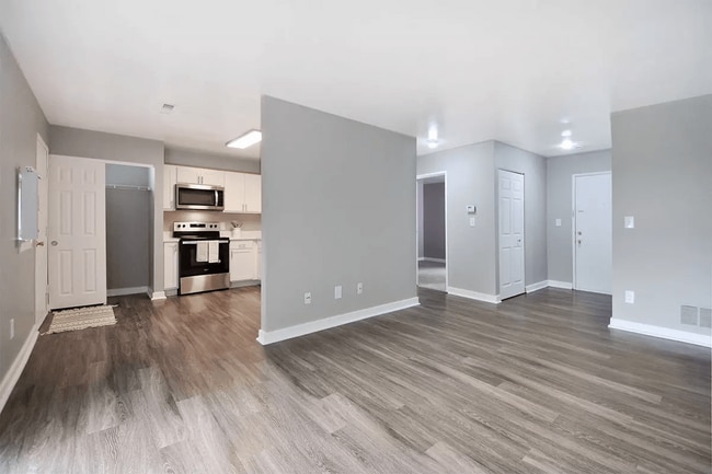 Mill Creek Townhomes
