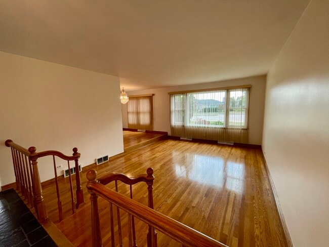 Photo - 7150 N Crawford Ave
