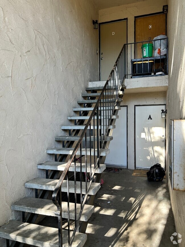 Building Photo - 1271 Murray Ave Unit A Rental