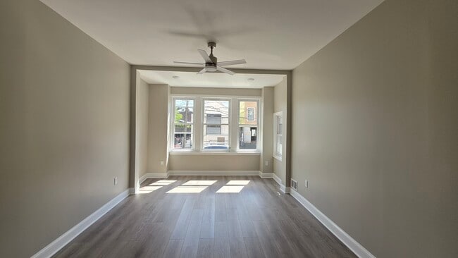 Photo - 218 Dwight St