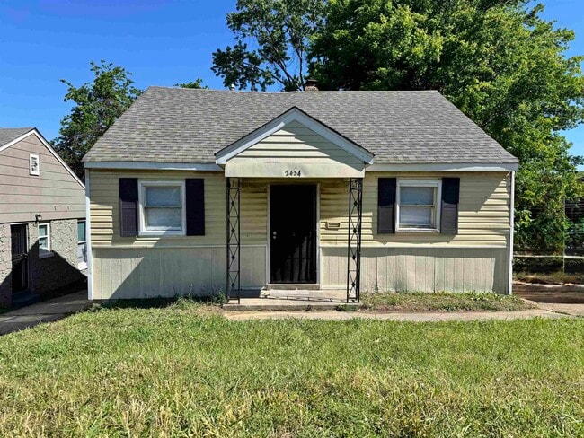 Building Photo - 2434 Vollintine Ave