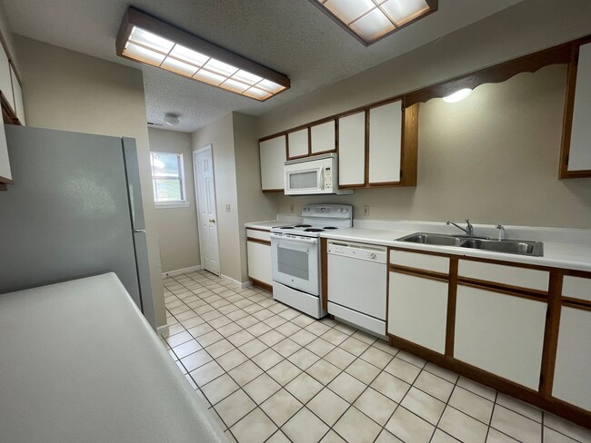 2 bedroom 2 bath APARTMENT Branson MO Affordable Living at the Foothills - 2 bedroom 2 bath APARTMENT Branson MO Affordable Living at the Foothills