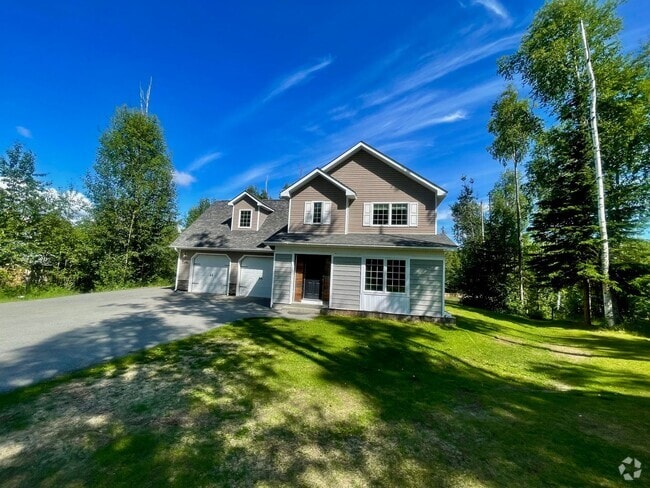 Building Photo - Fantastic 4 bedroom single family home on ...