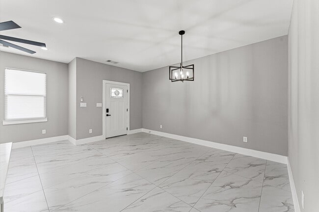 Photo - 9106 Everglade Dr